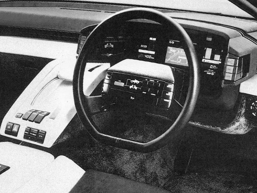 Панель приборов Toyota FX-1 Concept 1983 года  (фото 4 из 4)